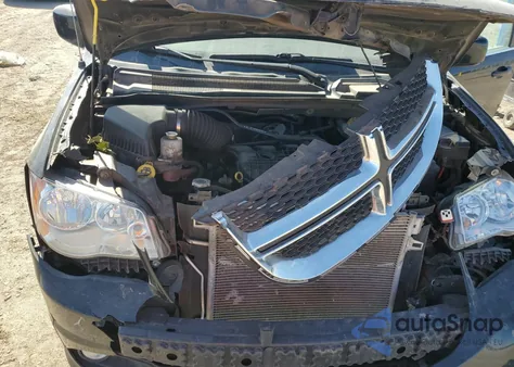 2018 Dodge Grand Caravan Sxt z USA, uszkodzony, nr VIN 2C4RDGCG3JR249171